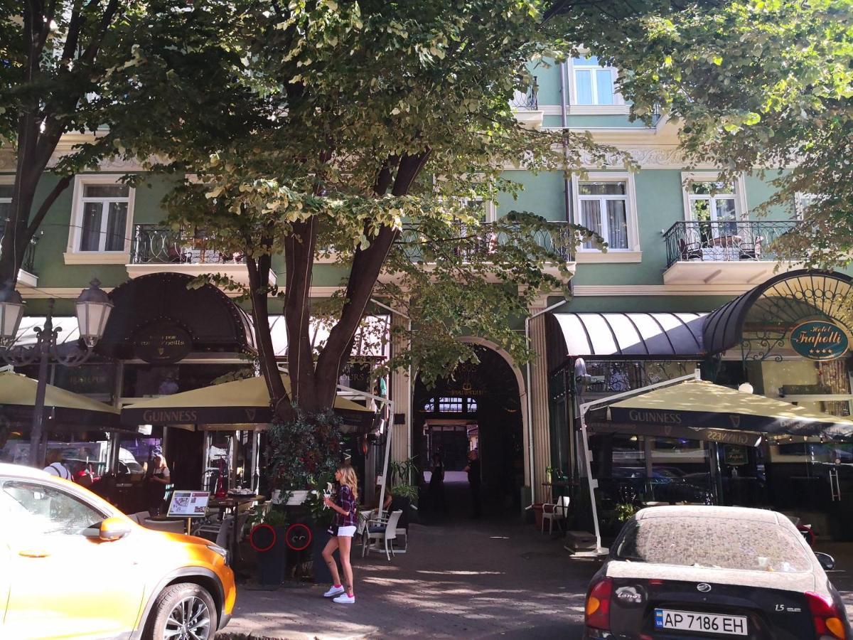 Затишні Апартаменти, Вулиця Дерибасівська, 13 Odessza Kültér fotó