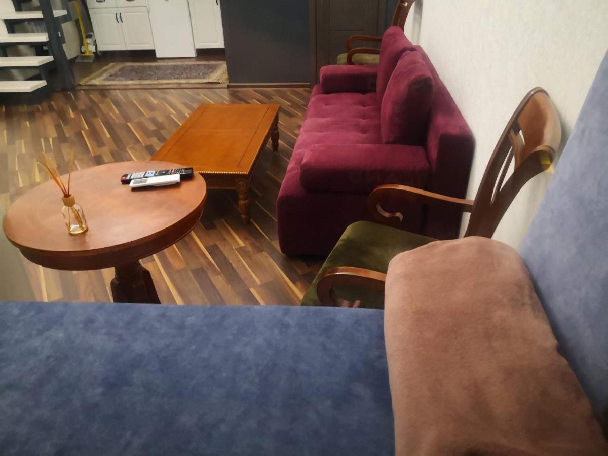 Затишні Апартаменти, Вулиця Дерибасівська, 13 Odessza Kültér fotó